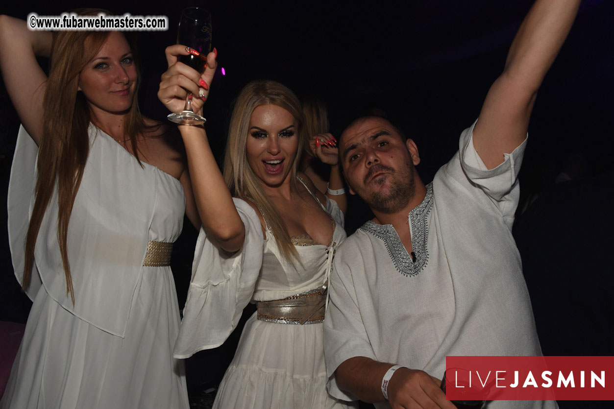 FreeWebCams White Party @ Bellagio Club