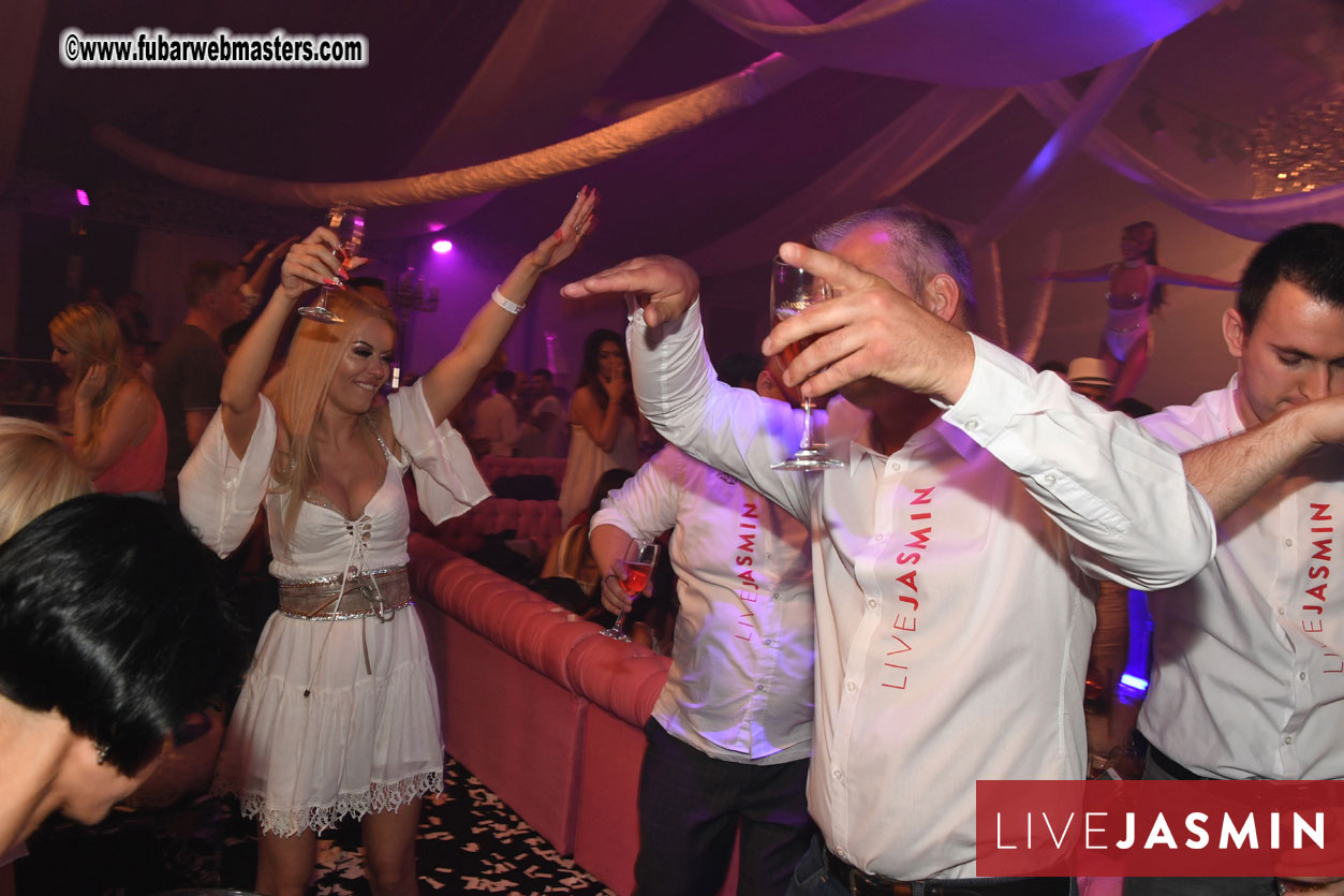 FreeWebCams White Party @ Bellagio Club