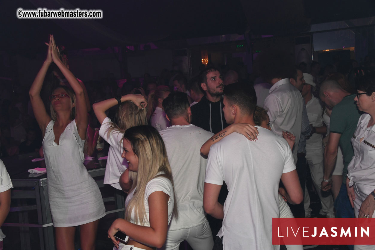 FreeWebCams White Party @ Bellagio Club