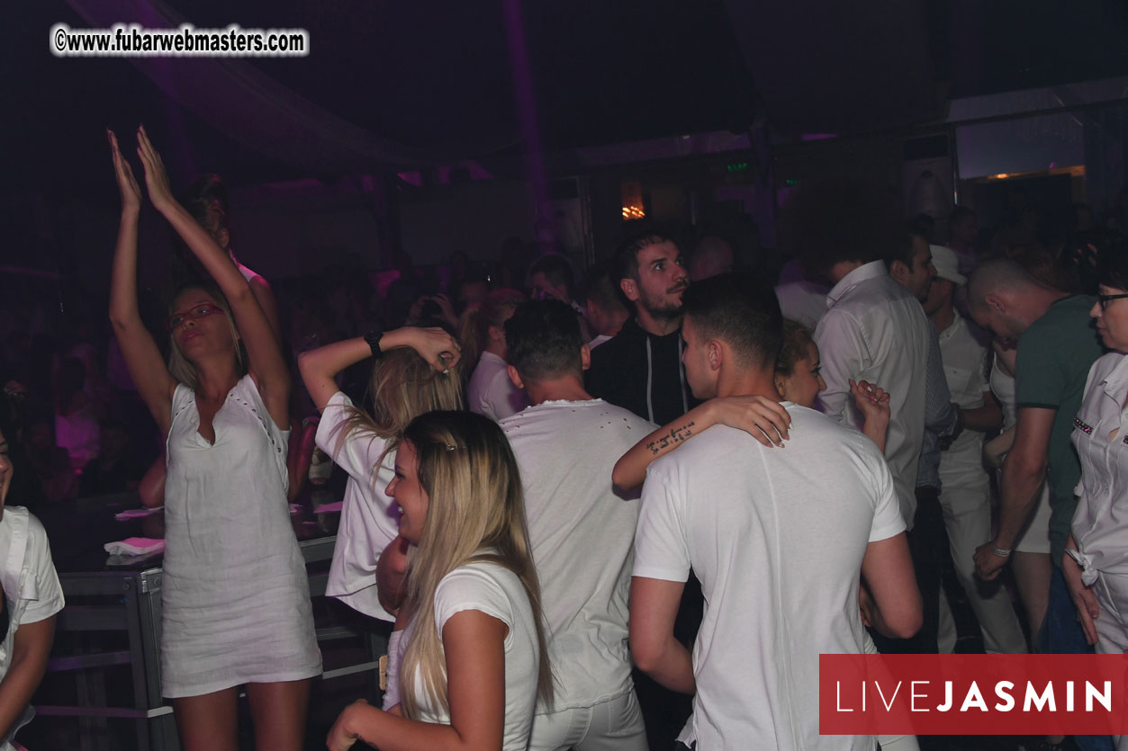 FreeWebCams White Party @ Bellagio Club