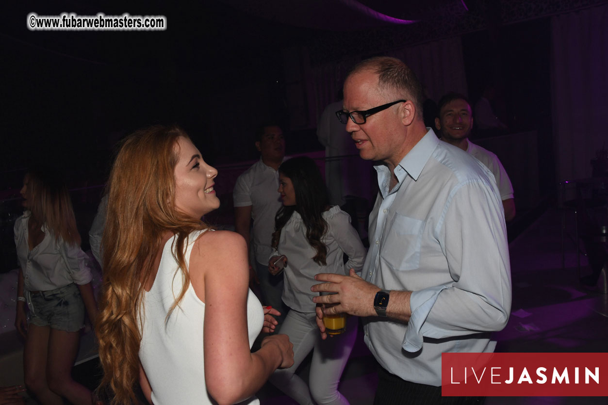 FreeWebCams White Party @ Bellagio Club