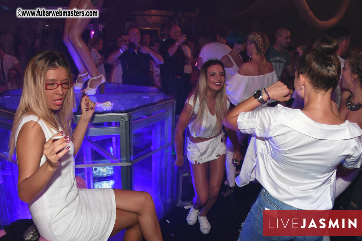 FreeWebCams White Party @ Bellagio Club