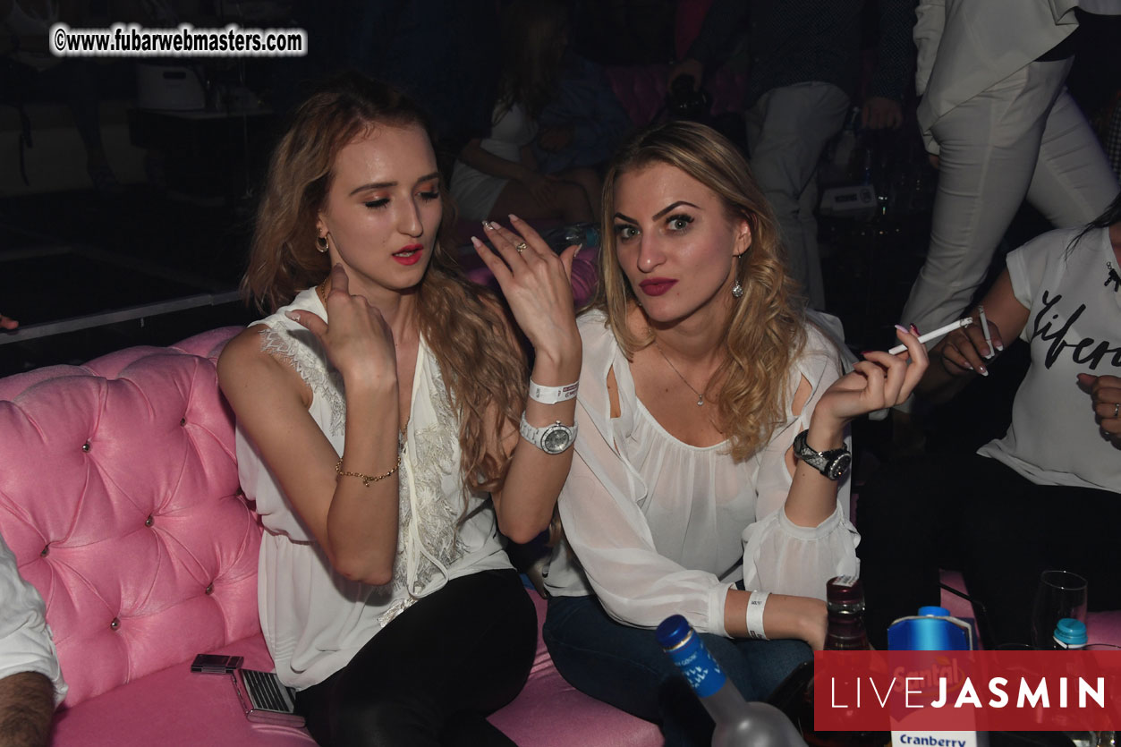 FreeWebCams White Party @ Bellagio Club