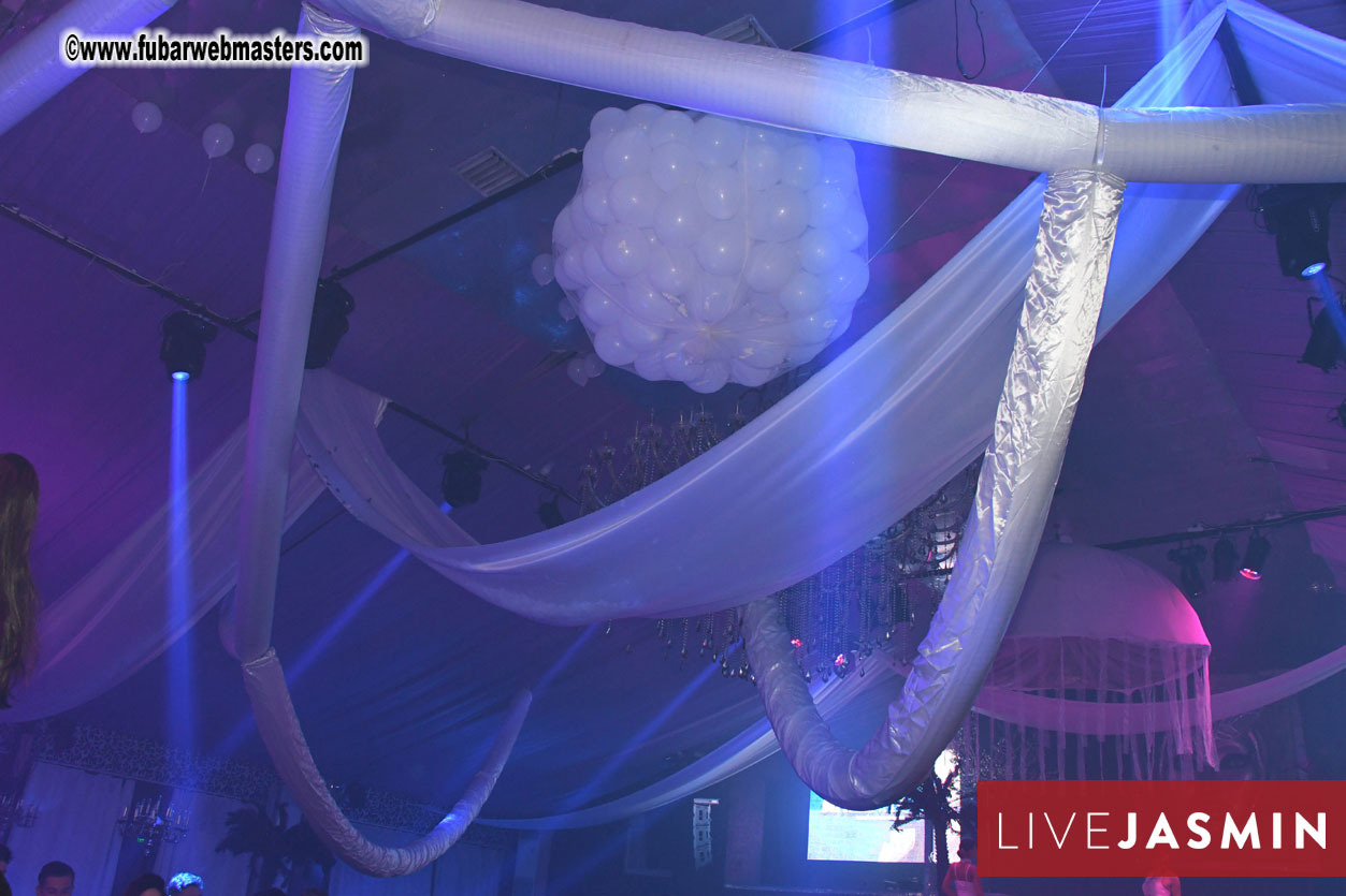 FreeWebCams White Party @ Bellagio Club