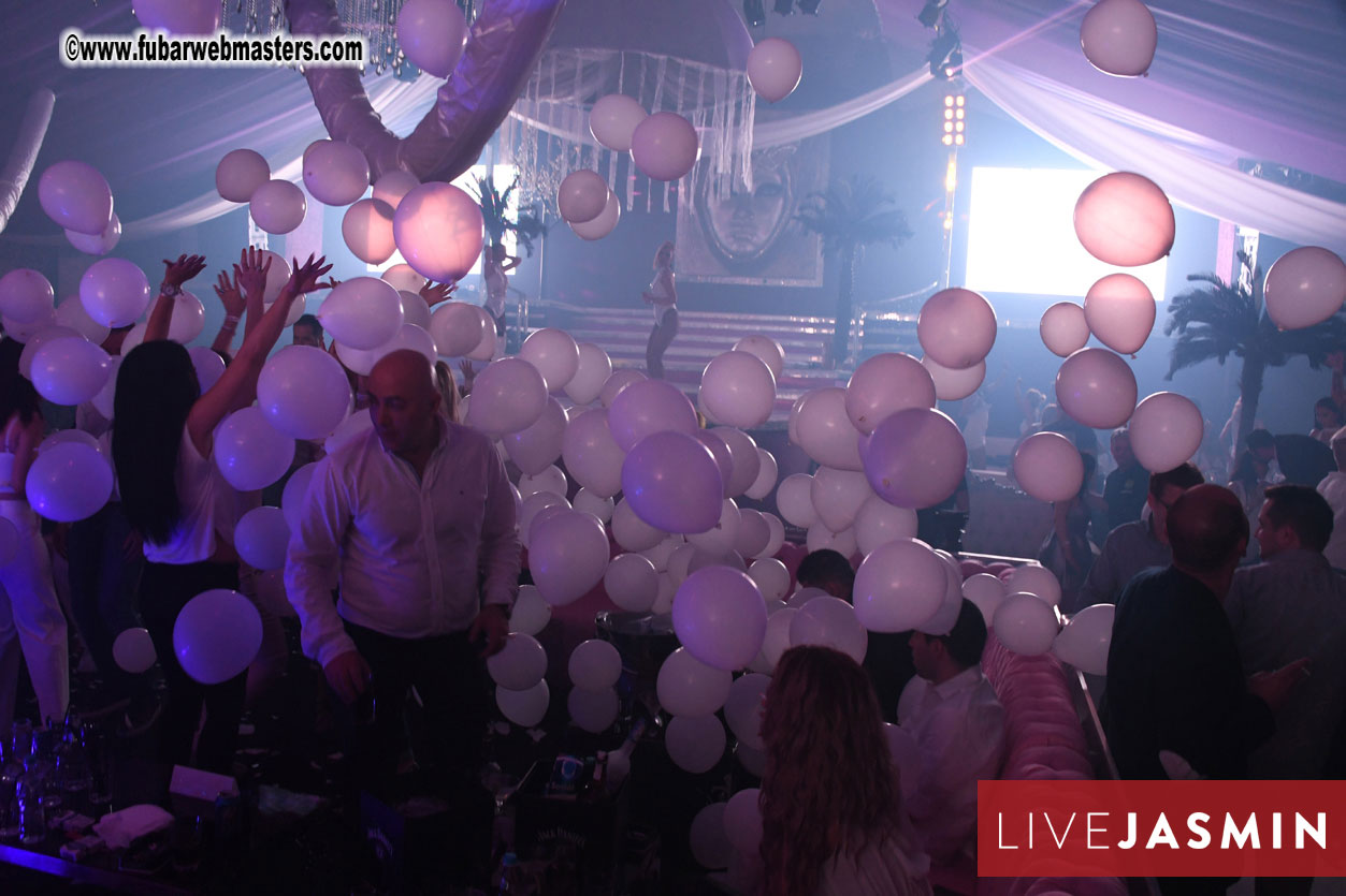 FreeWebCams White Party @ Bellagio Club