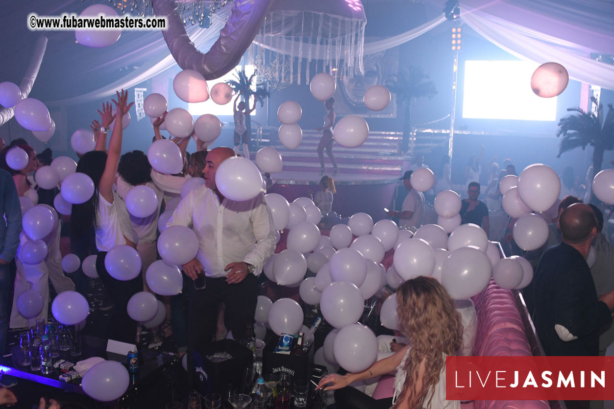 FreeWebCams White Party @ Bellagio Club