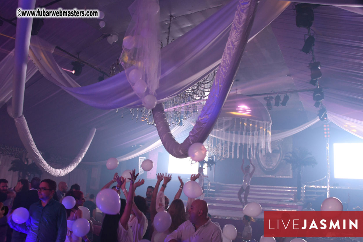 FreeWebCams White Party @ Bellagio Club