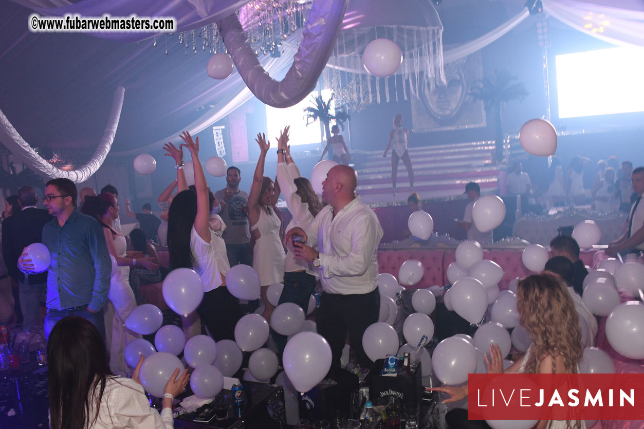 FreeWebCams White Party @ Bellagio Club