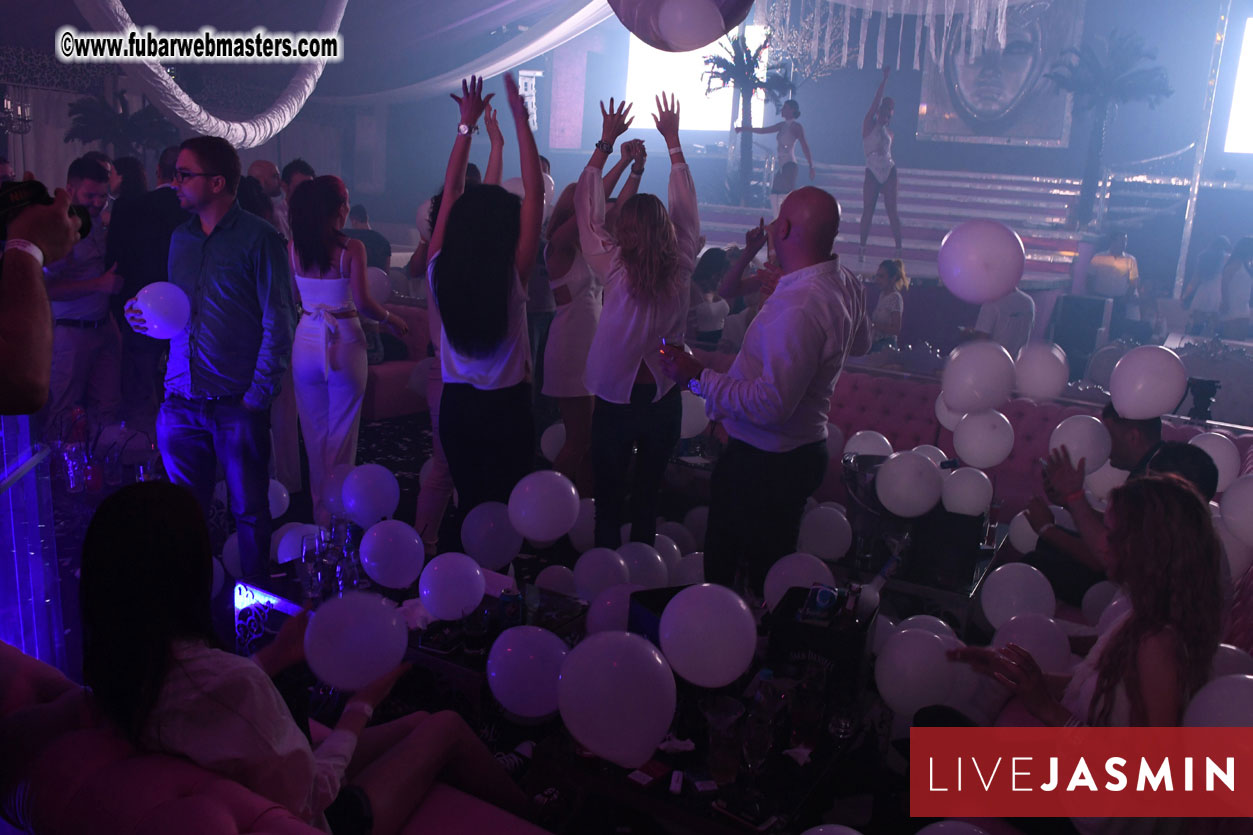 FreeWebCams White Party @ Bellagio Club