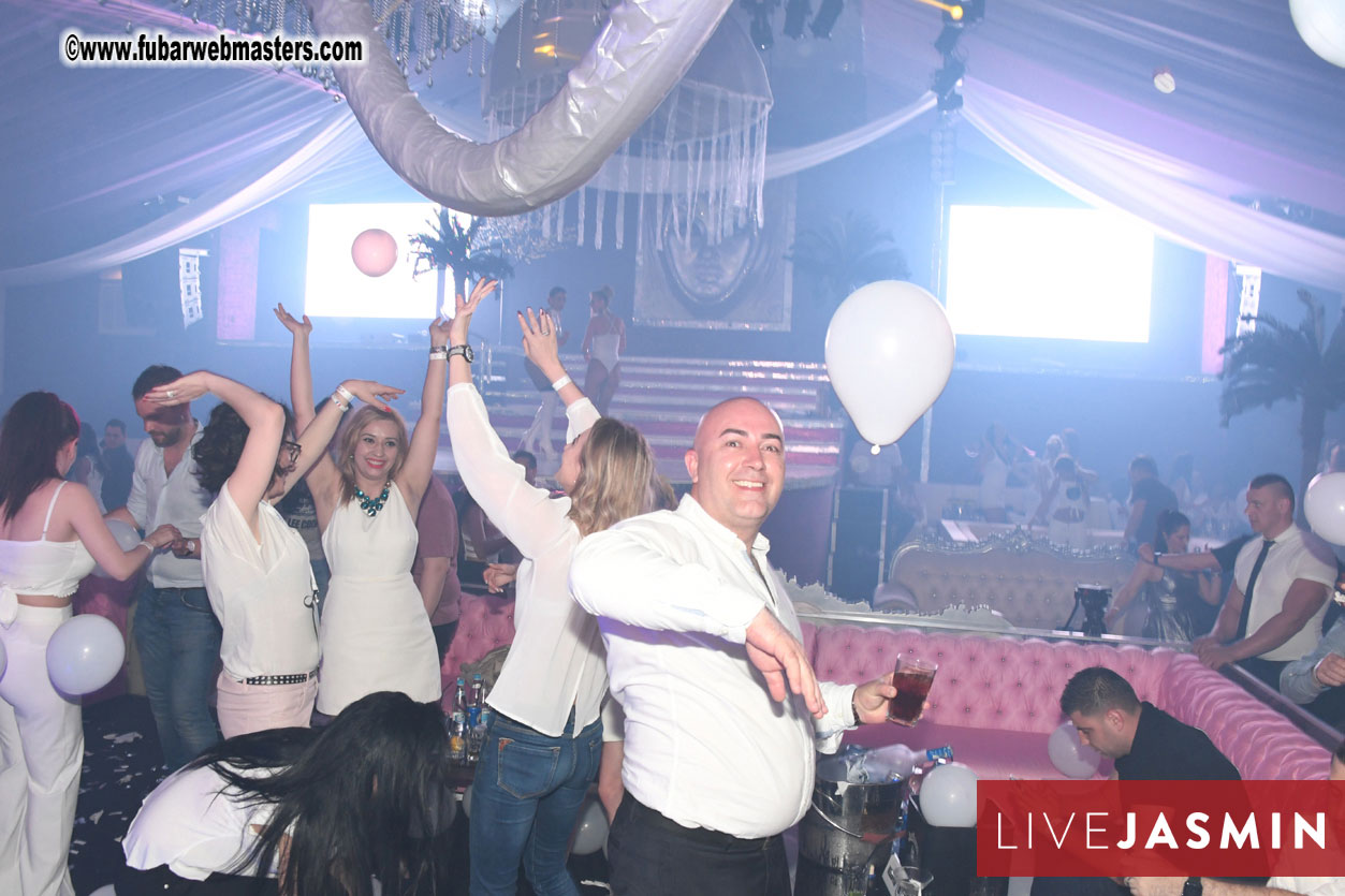 FreeWebCams White Party @ Bellagio Club