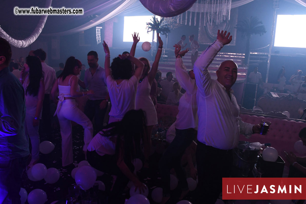 FreeWebCams White Party @ Bellagio Club