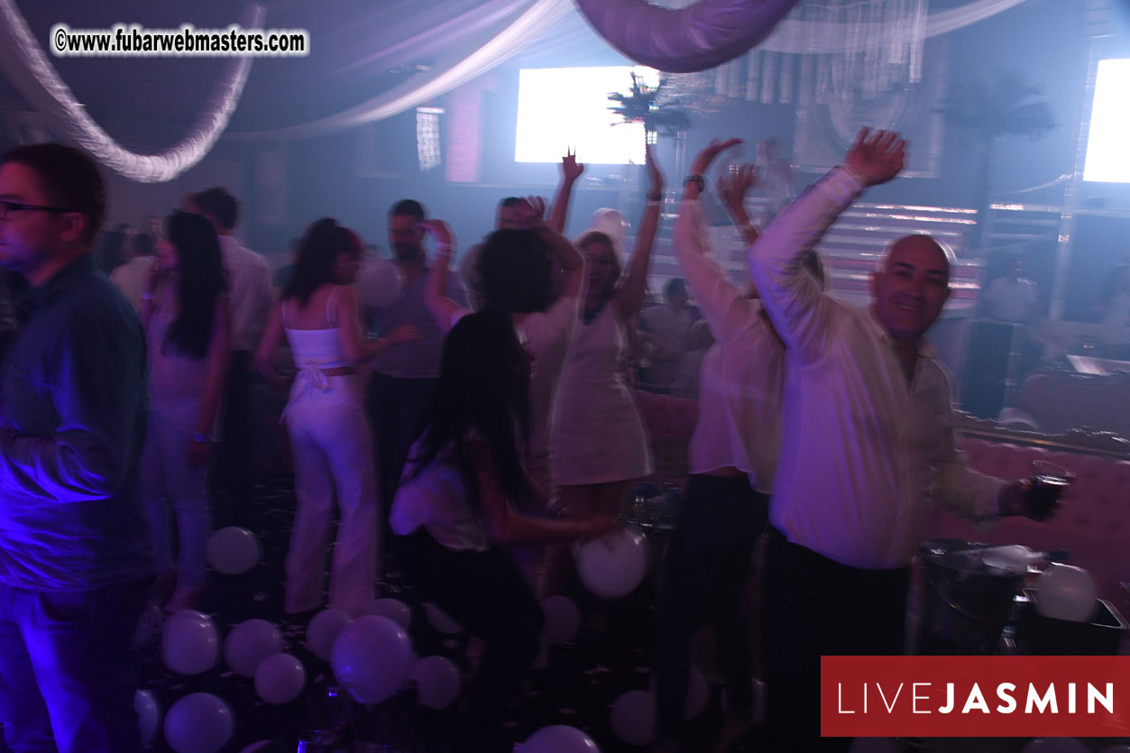 FreeWebCams White Party @ Bellagio Club