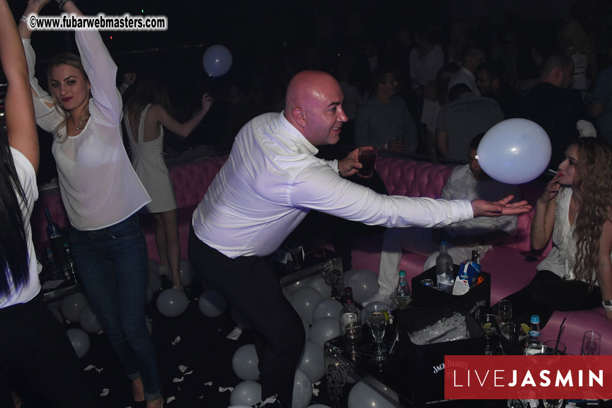 FreeWebCams White Party @ Bellagio Club