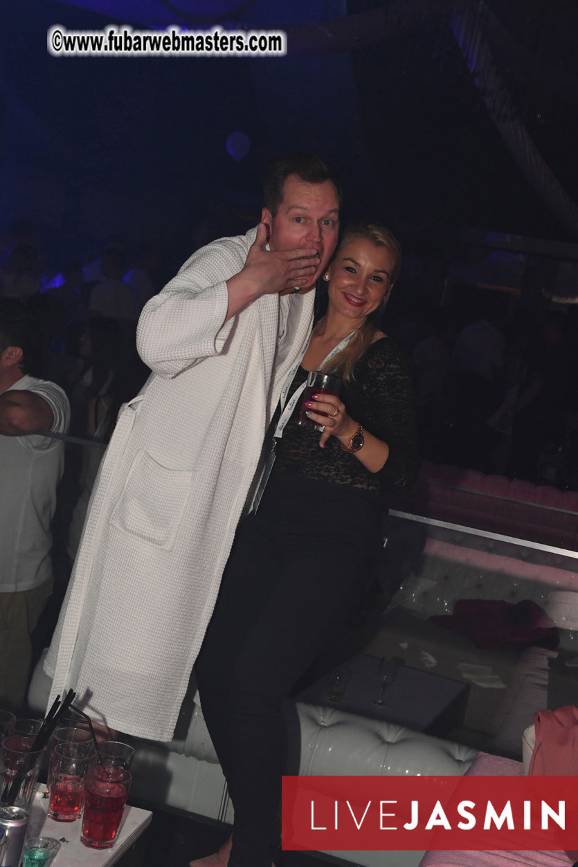 FreeWebCams White Party @ Bellagio Club