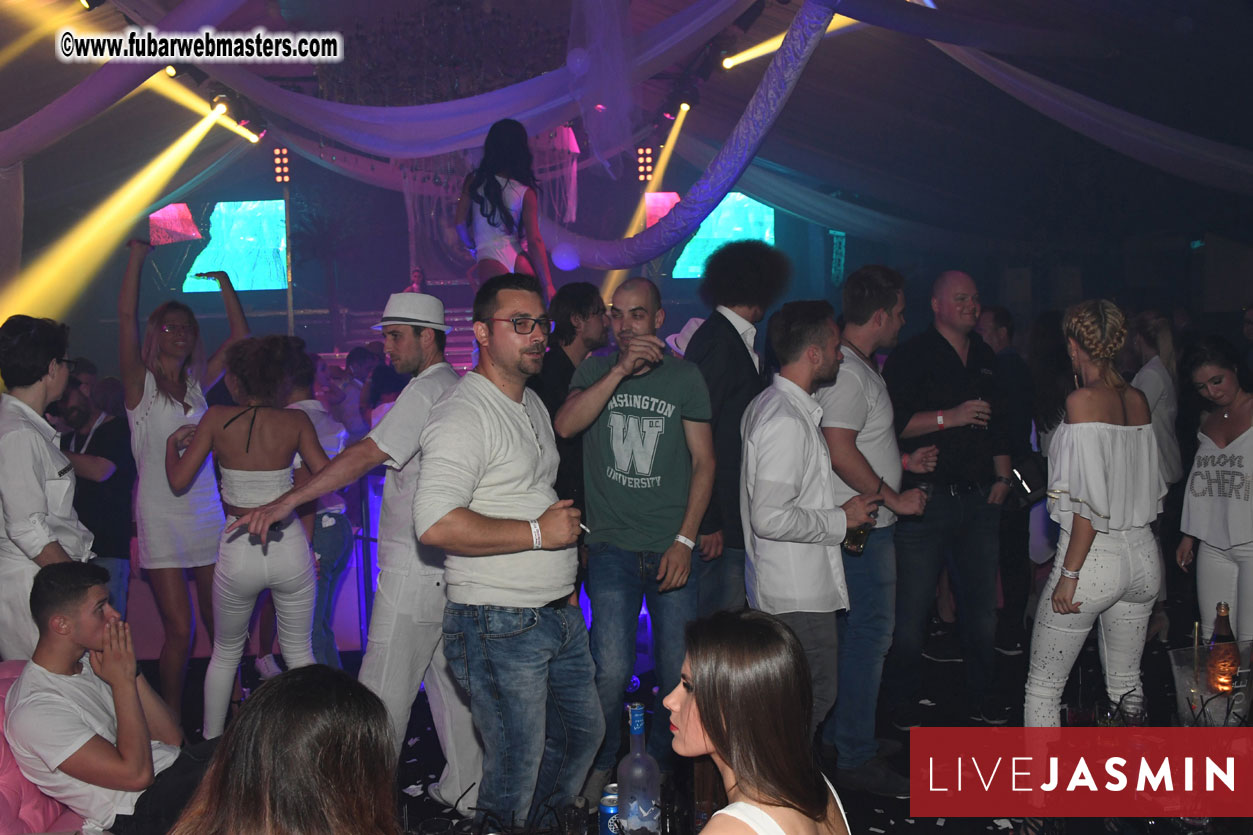 FreeWebCams White Party @ Bellagio Club