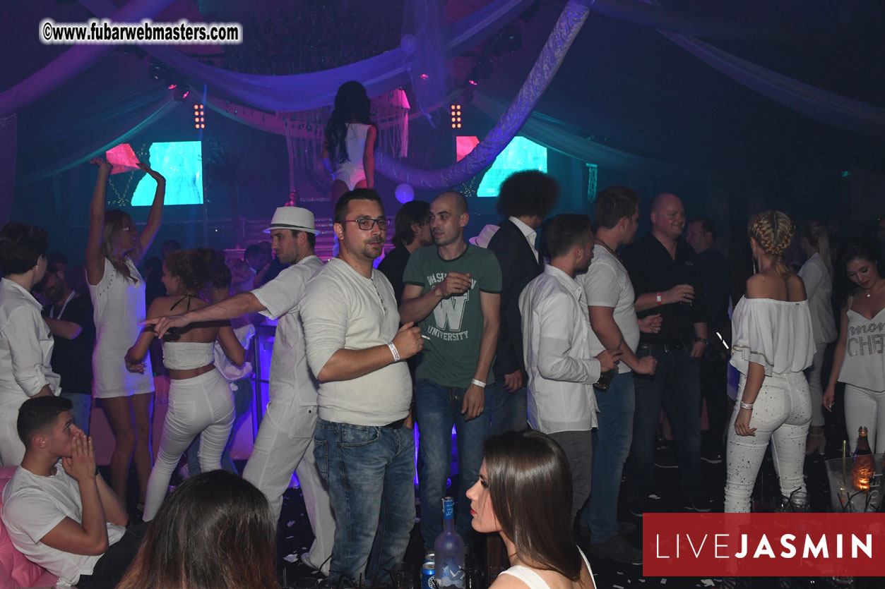 FreeWebCams White Party @ Bellagio Club