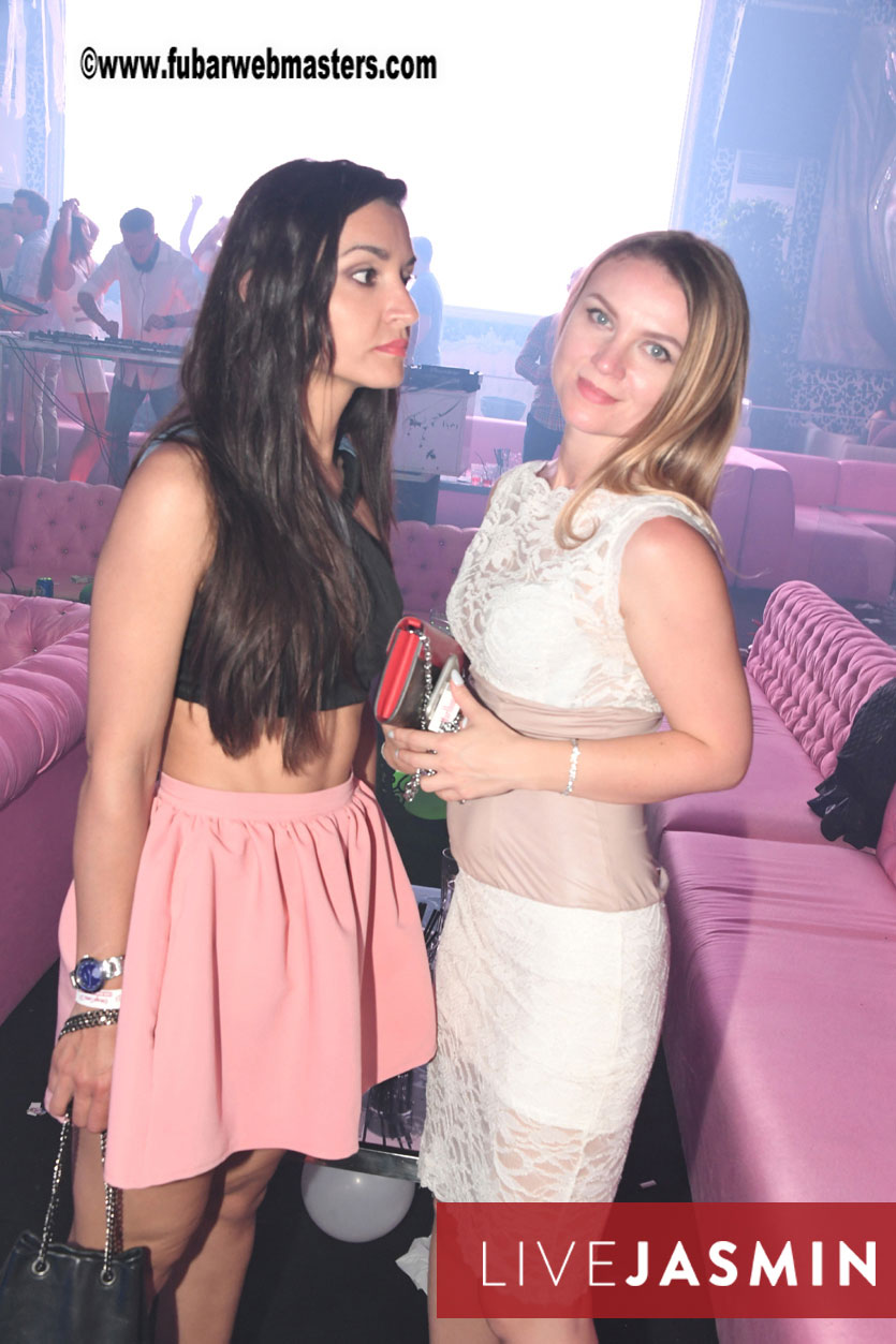 FreeWebCams White Party @ Bellagio Club