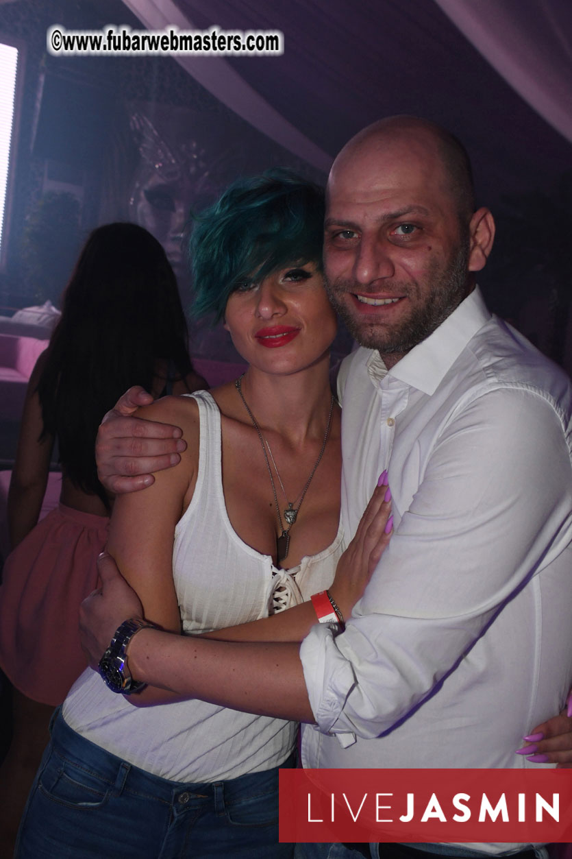 FreeWebCams White Party @ Bellagio Club