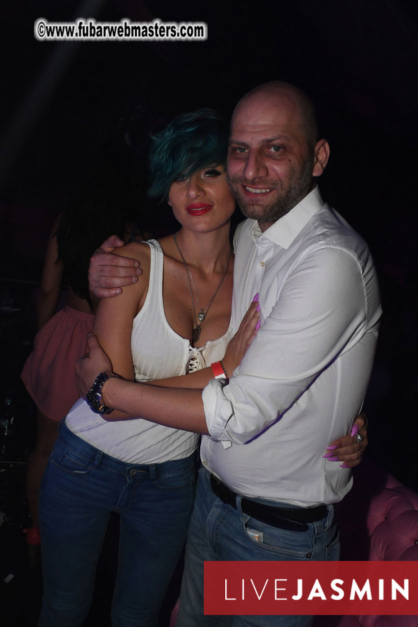 FreeWebCams White Party @ Bellagio Club