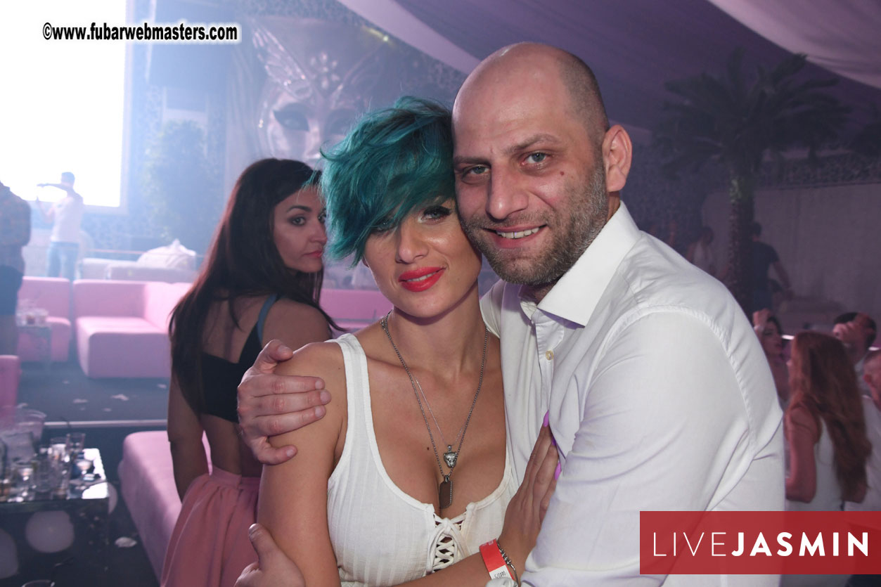 FreeWebCams White Party @ Bellagio Club