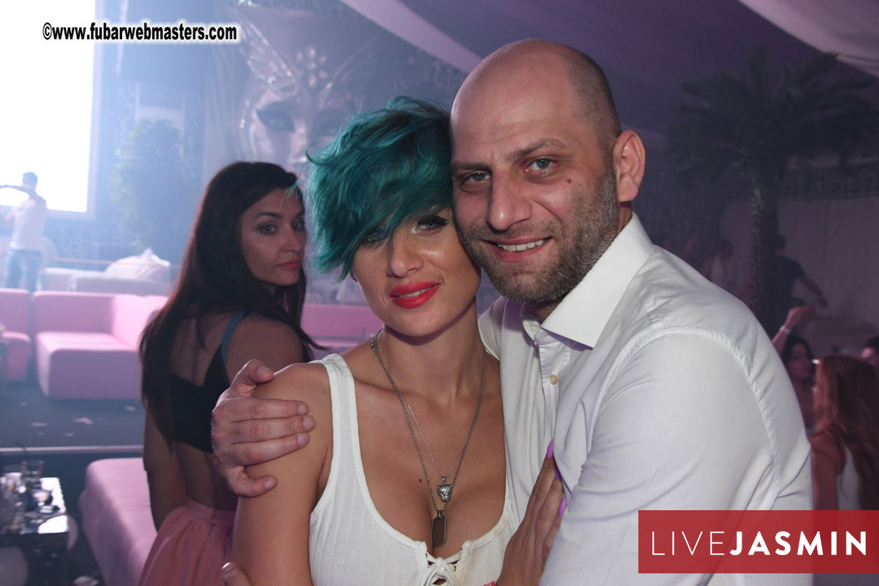 FreeWebCams White Party @ Bellagio Club