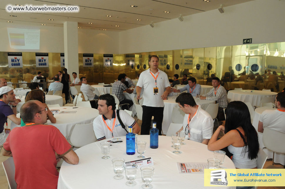 Speed Networking & Seminars