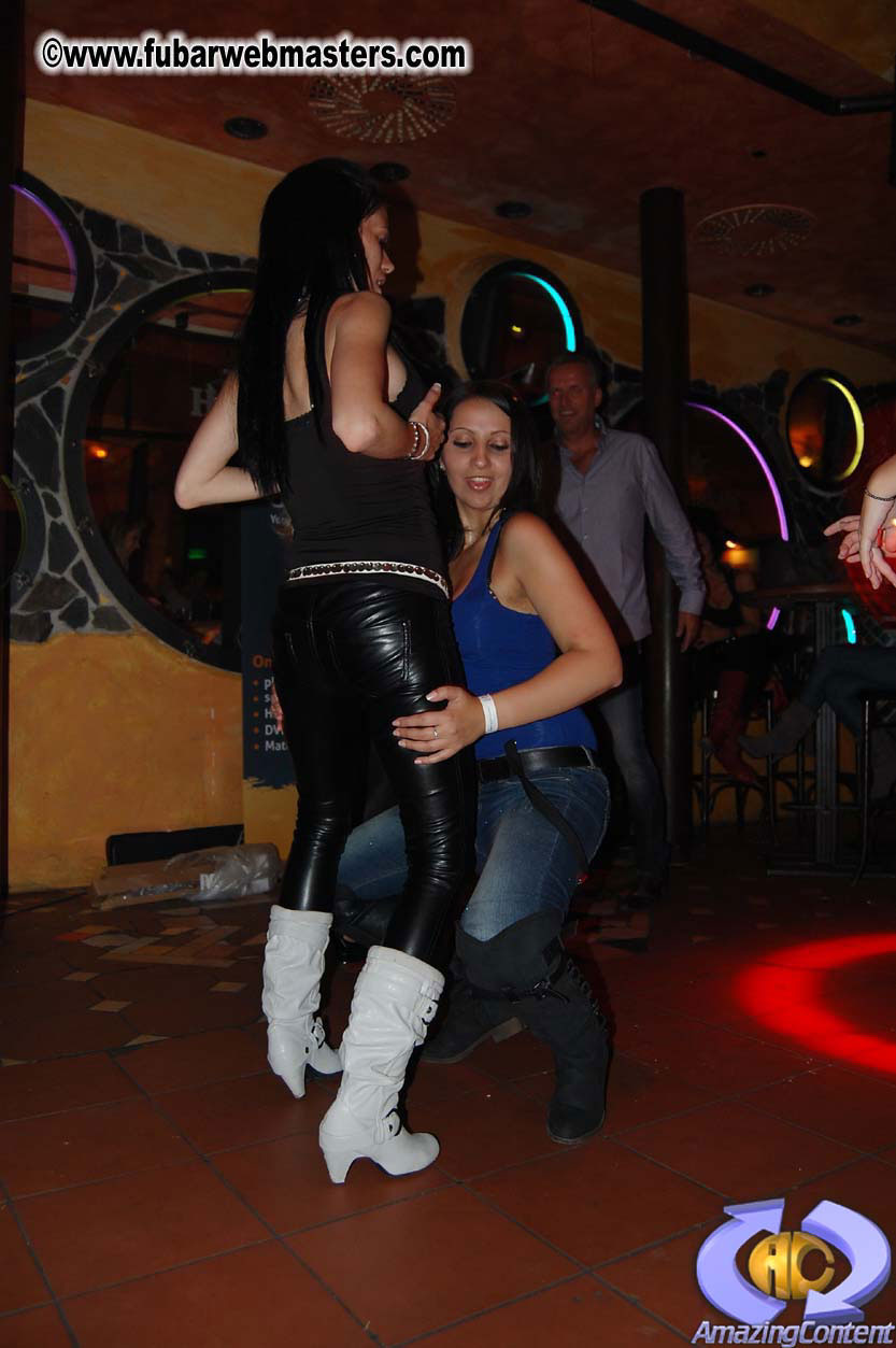 Pictures by Julia Kirelle