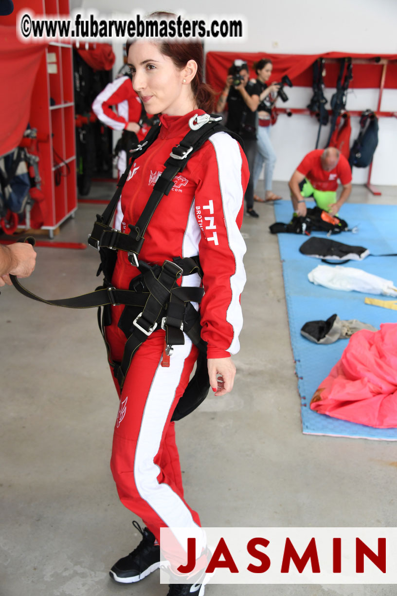 TNT Skydiving