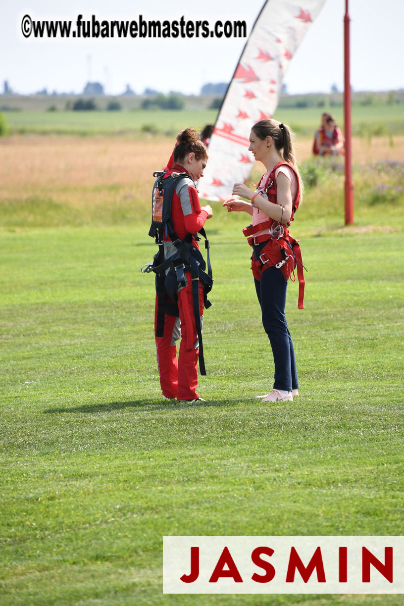 TNT Skydiving