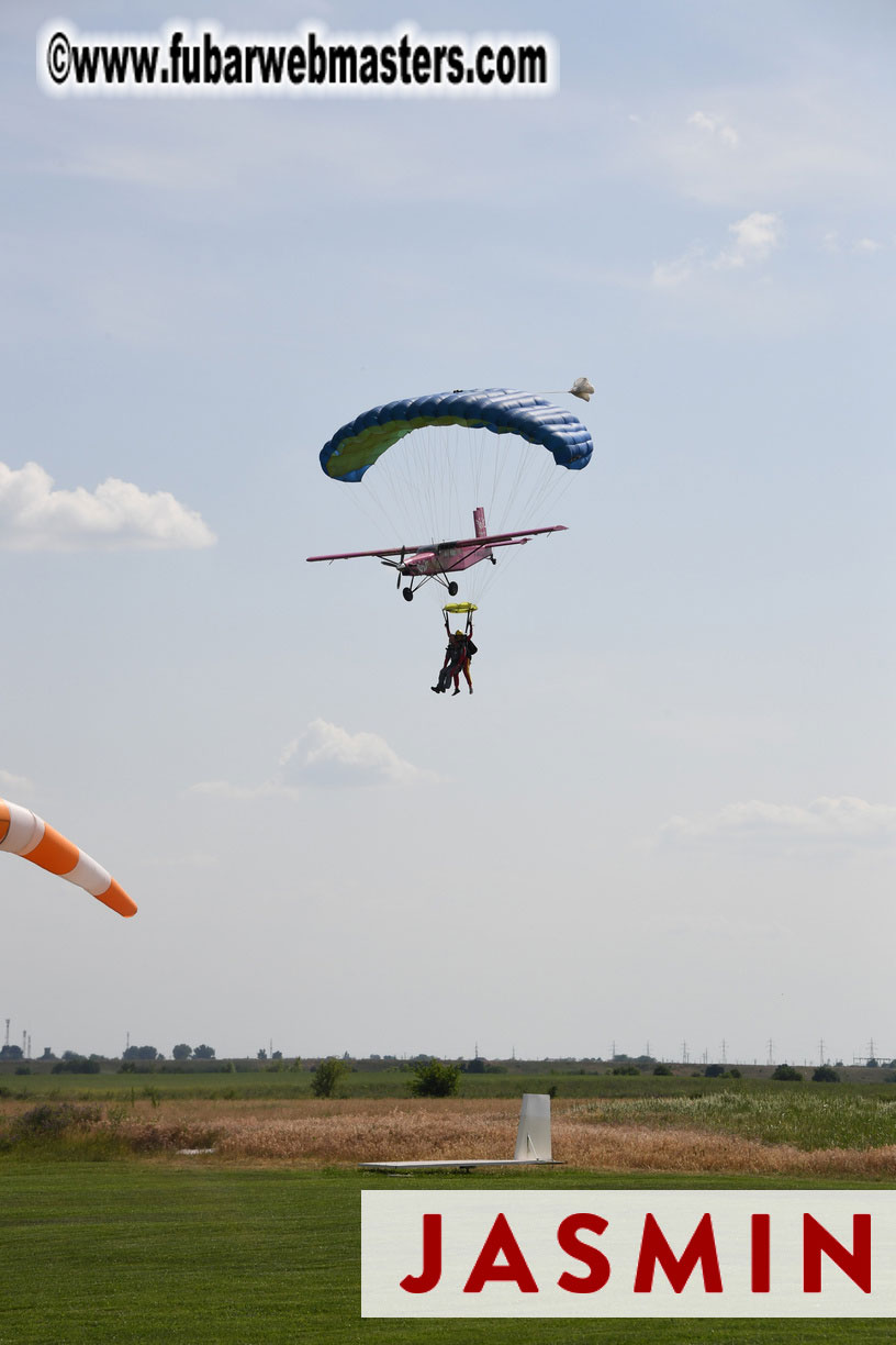 TNT Skydiving