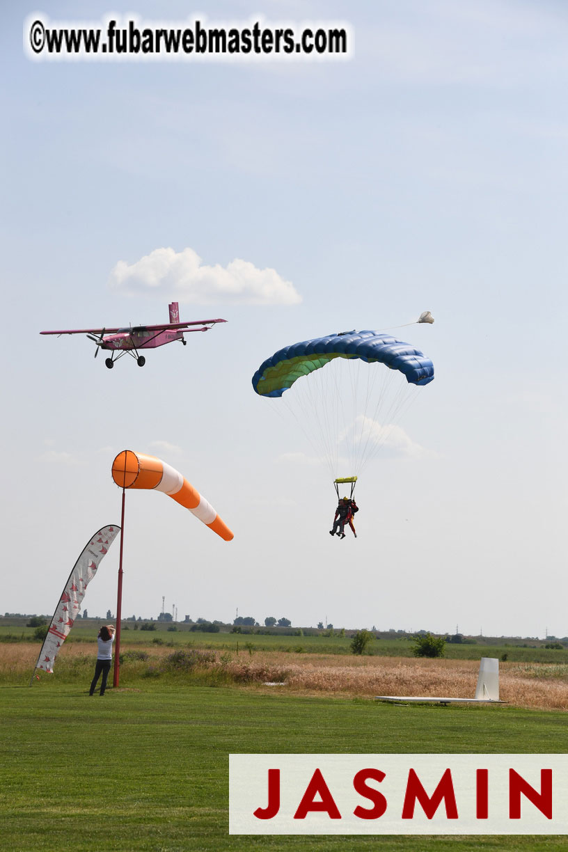 TNT Skydiving