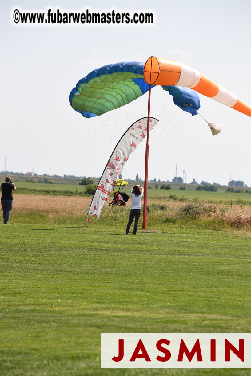 TNT Skydiving