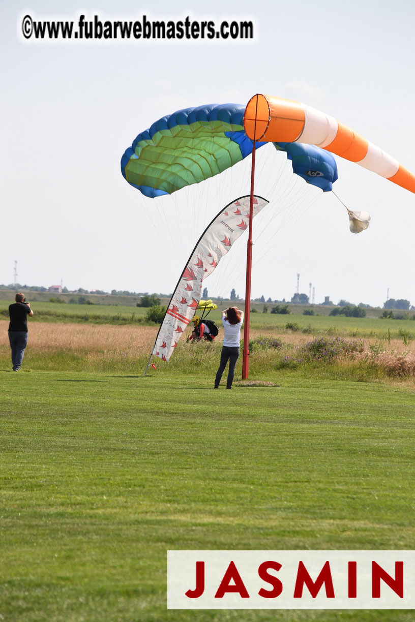 TNT Skydiving