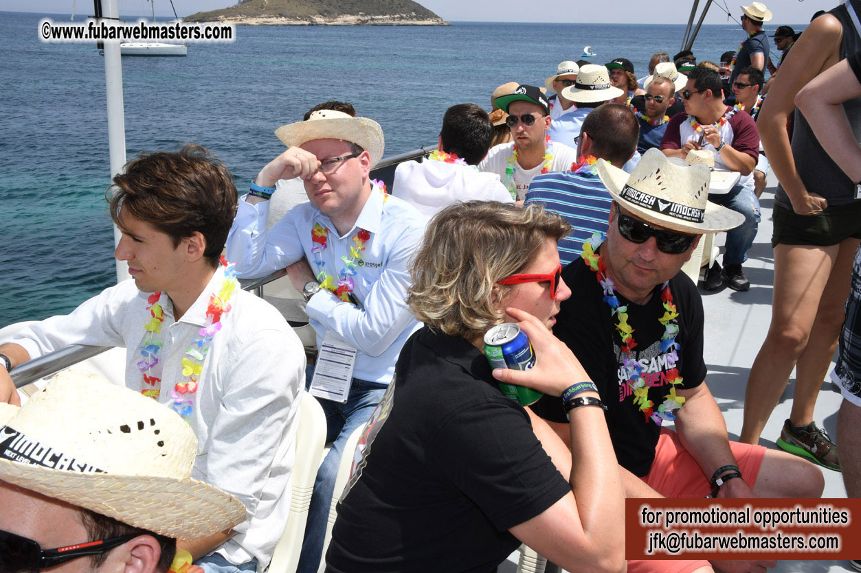 Boat Trip with Cool Drinks & Hot Girls