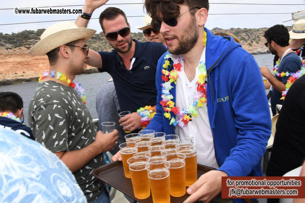 Boat Trip with Cool Drinks & Hot Girls