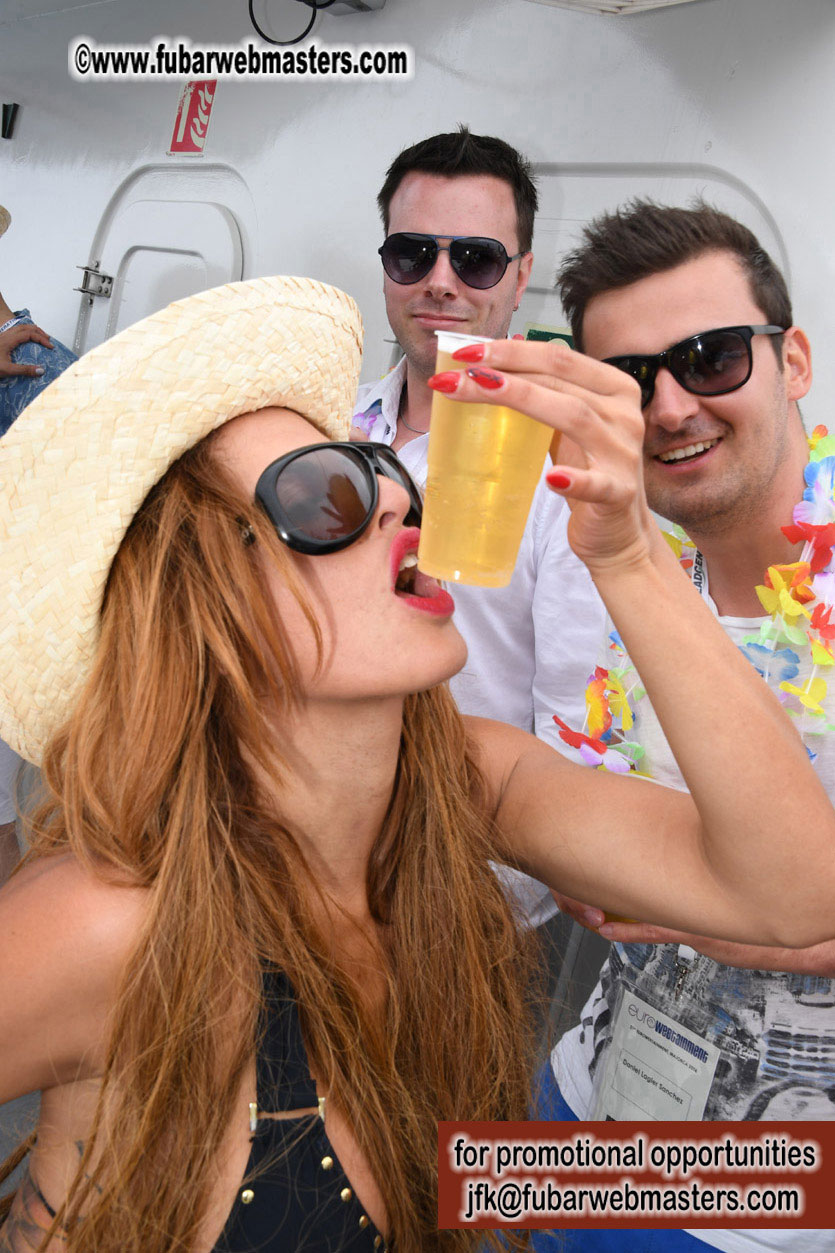 Boat Trip with Cool Drinks & Hot Girls