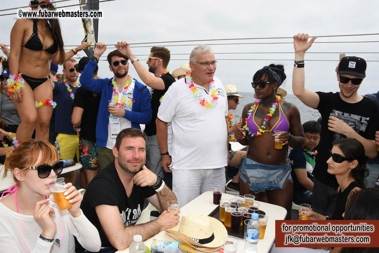 Boat Trip with Cool Drinks & Hot Girls