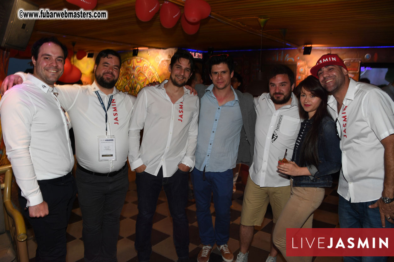 EWT VIP Party at Alex?Çÿs Lounge