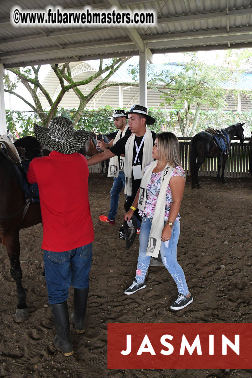 Colunbian Style Horseback Riding Tour