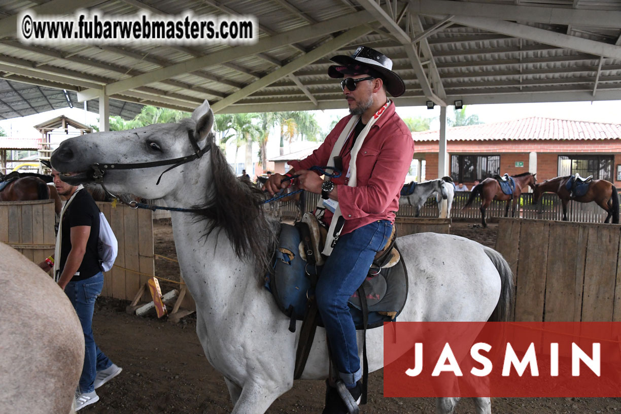 Colunbian Style Horseback Riding Tour