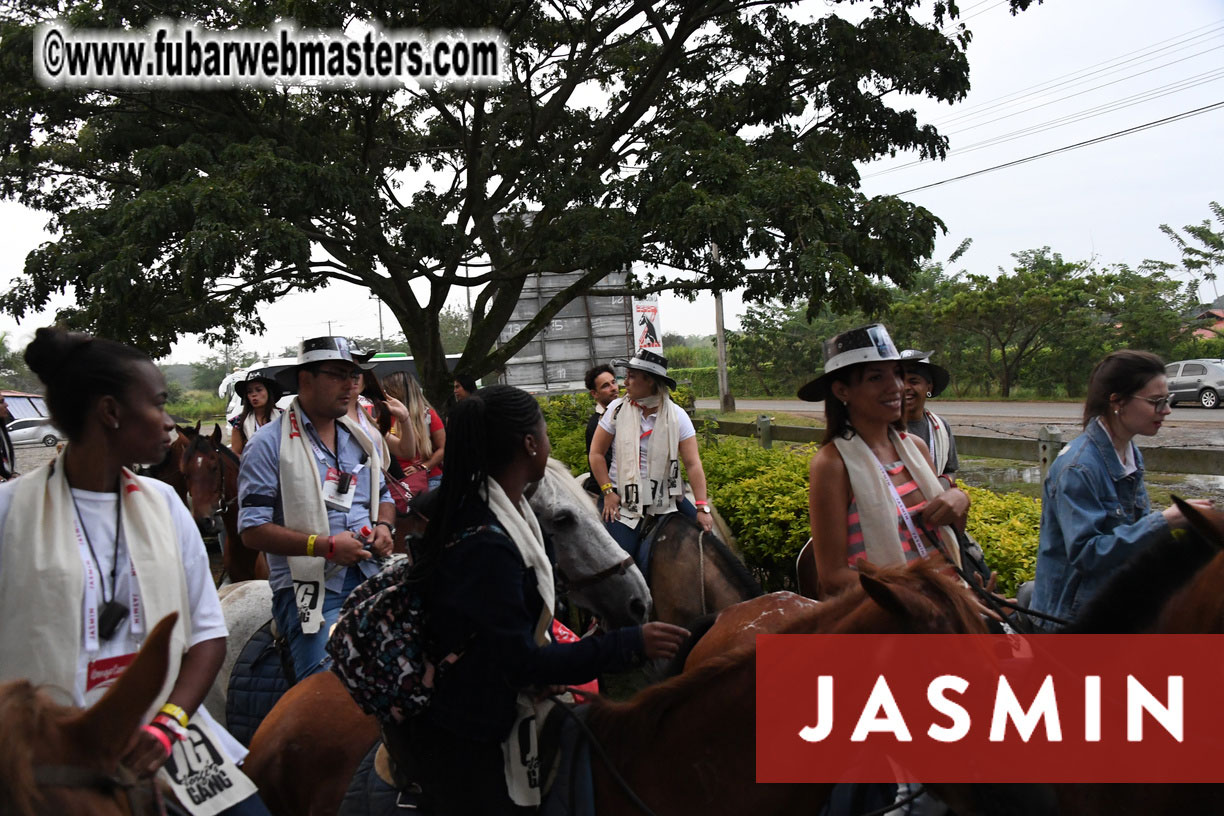 Colunbian Style Horseback Riding Tour