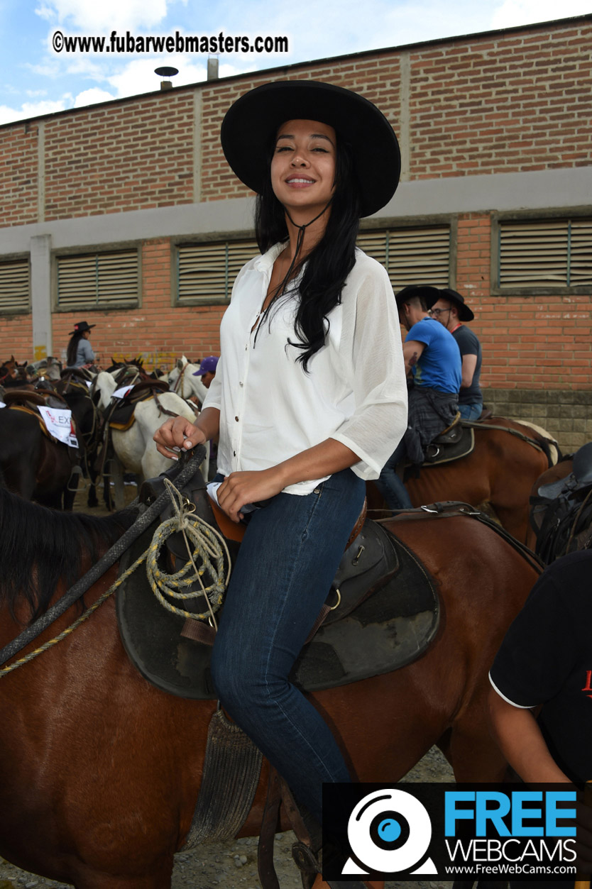 Horseback Riding Colombian style tour