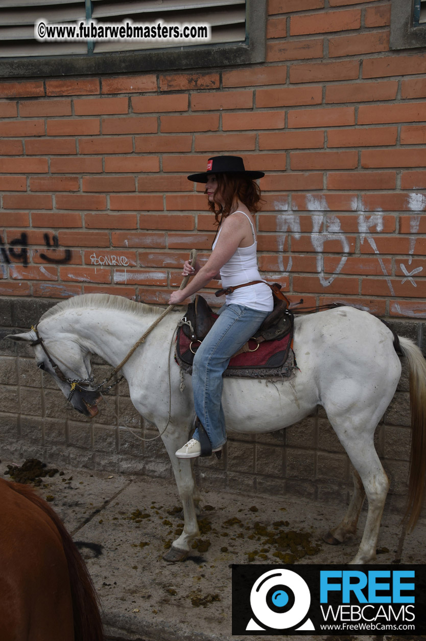 Horseback Riding Colombian style tour