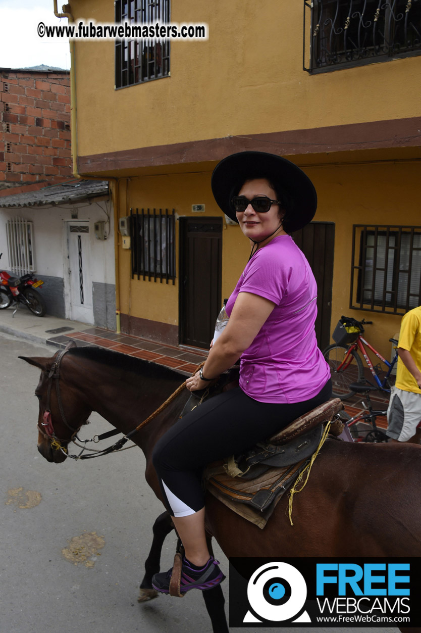 Horseback Riding Colombian style tour