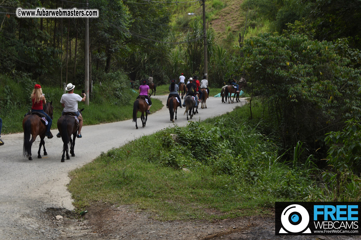 Horseback Riding Colombian style tour