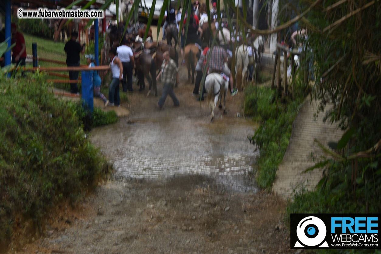 Horseback Riding Colombian style tour