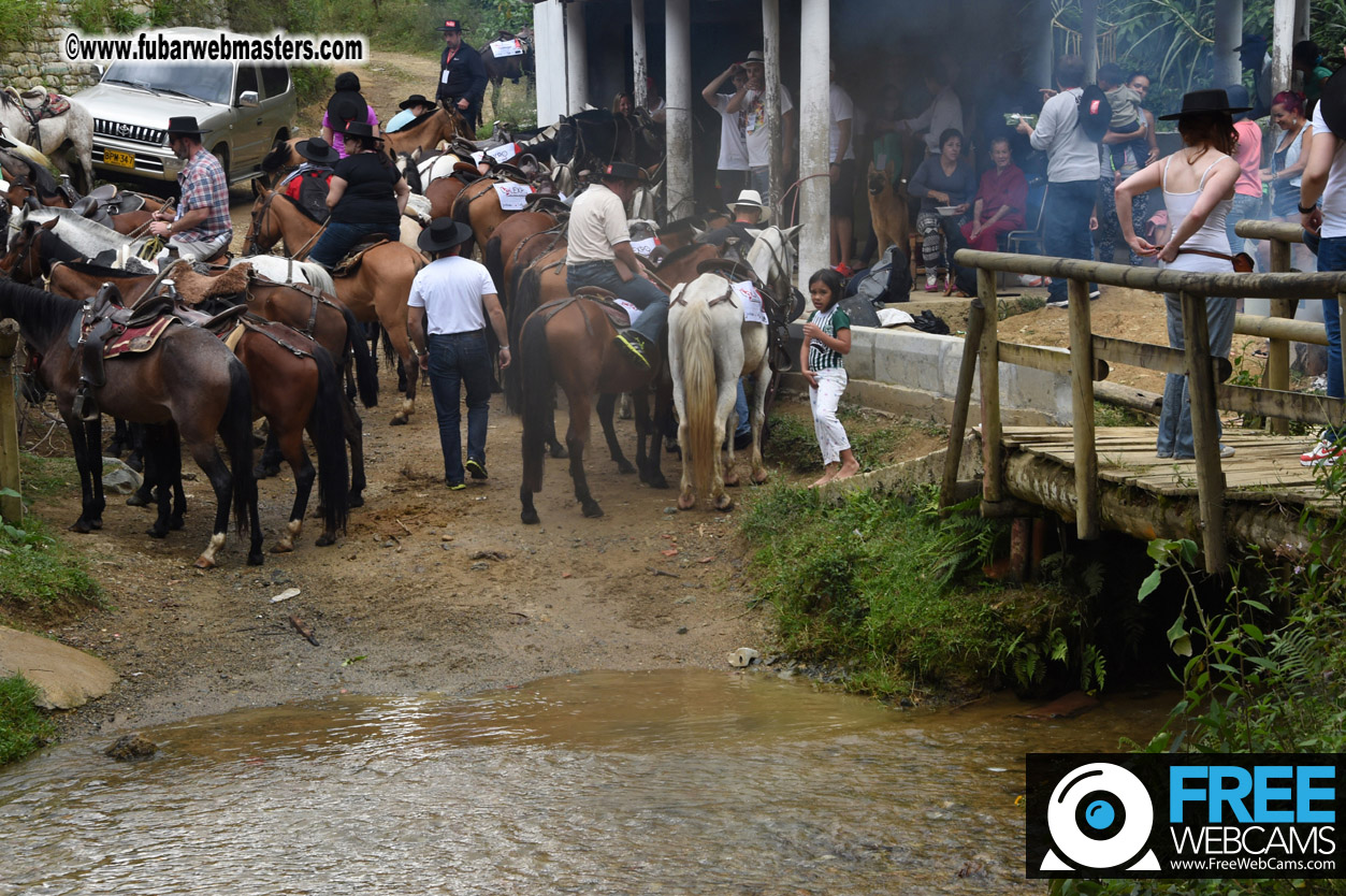 Horseback Riding Colombian style tour