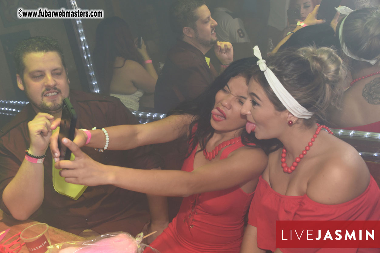 LIVEJASMIN Candy, Closing Party