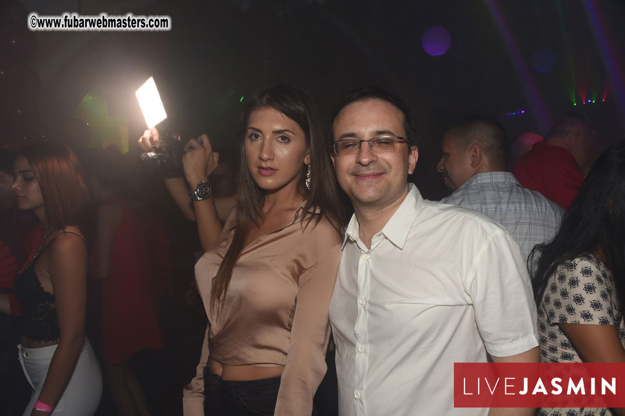 LIVEJASMIN Candy, Closing Party