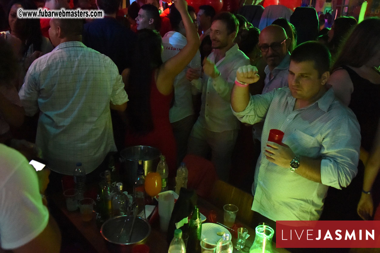 LIVEJASMIN Candy, Closing Party